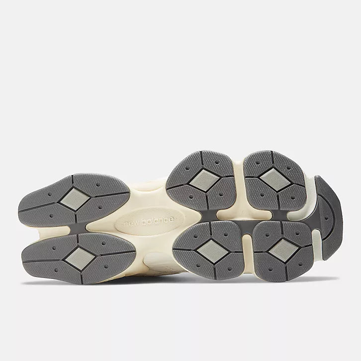 NB 9060 Sea Salt with Silver Metallic