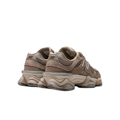 NB 9060 Mushroom Brown
