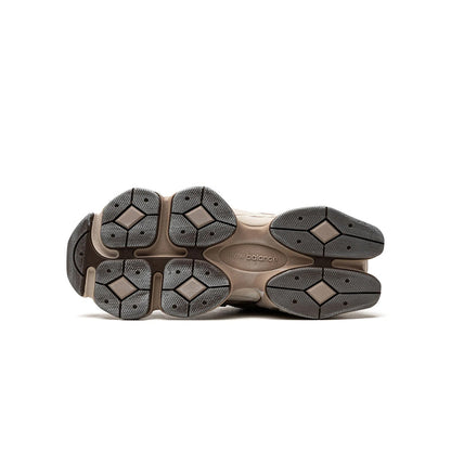 NB 9060 Mushroom Brown