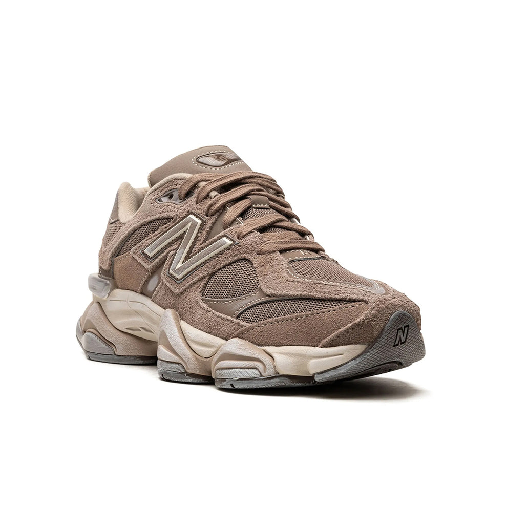 NB 9060 Mushroom Brown
